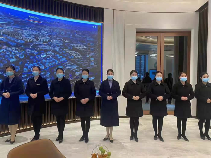 90后退伍女兵红了，继而女子保安事业火了