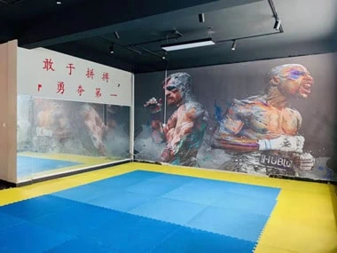 上海易初莲花某街道店开业，雇远德保安维护开业秩序